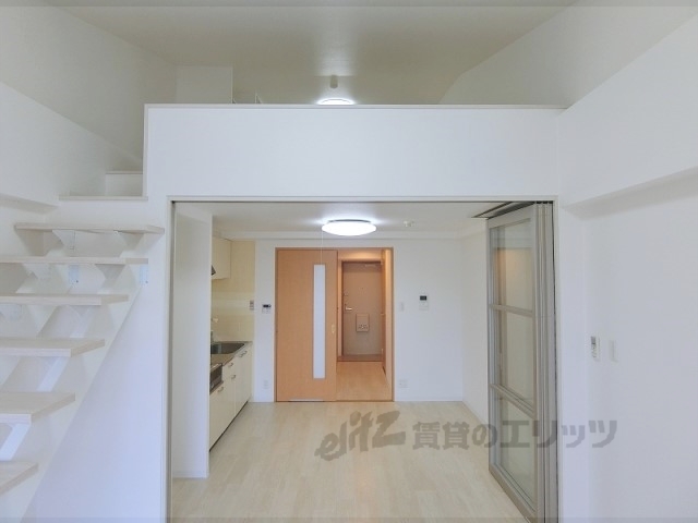 居室・リビング　リビング