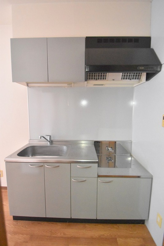 キッチン　ルネスフォレスト