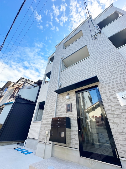 エントランス　オートロック完備で部外者シャットアウト♪♪