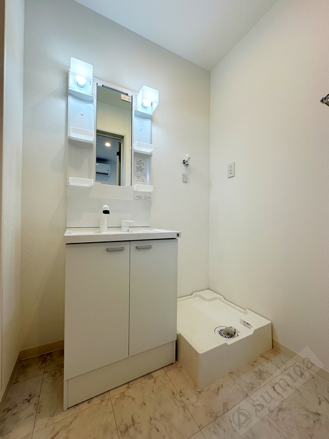 洗面設備　朝の身支度が楽々！！広い洗面＾＾