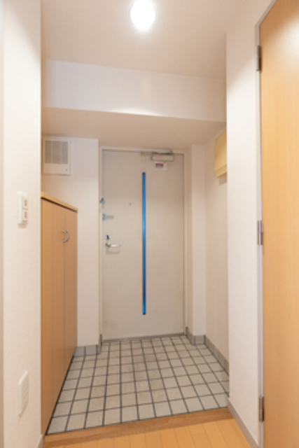 玄関　※写真は同タイプ住戸です。