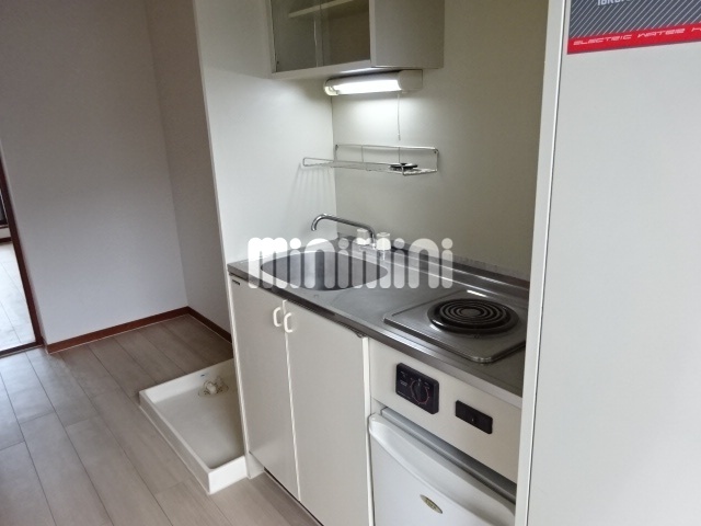 キッチン　電気コンロのキッチンです