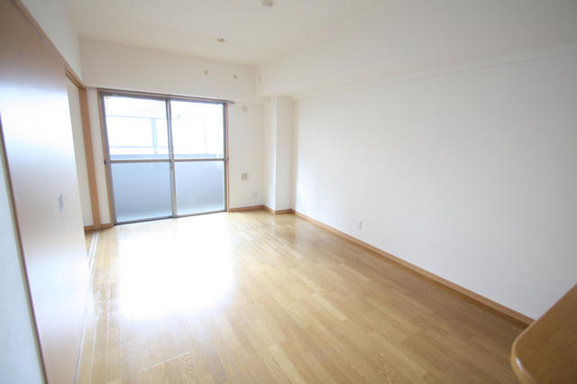 居室・リビング　※別室の参考写真の為、現況優先です。