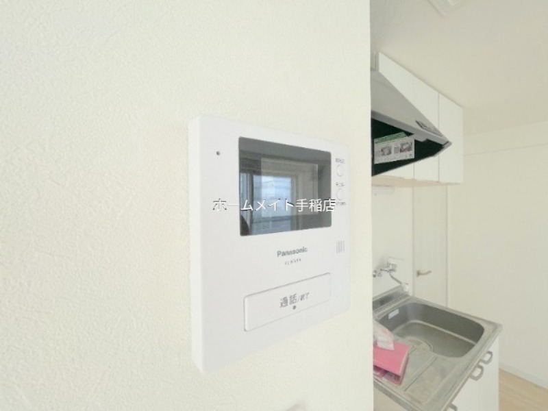 セキュリティ　モニター付きインターホン♪