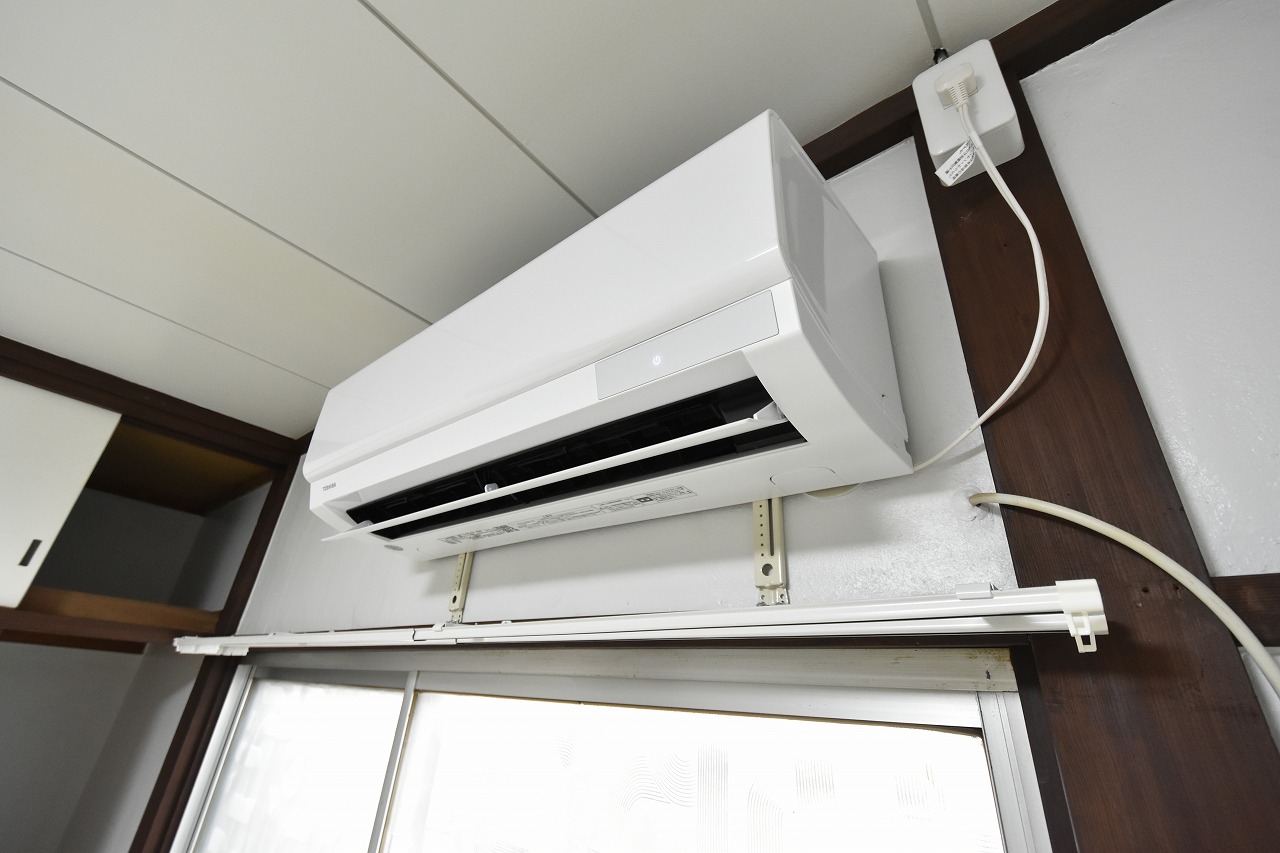 その他設備　エアコンほぼ新品です