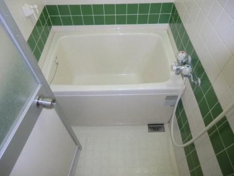 バス・シャワールーム　バス