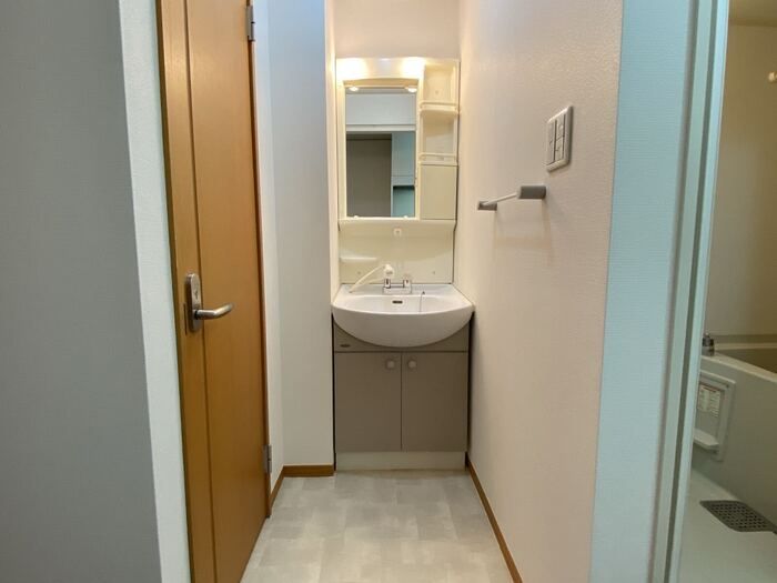 洗面設備　☆嬉しい独立洗面台☆