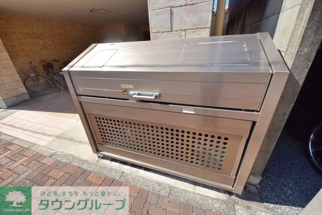 その他　居住者専用ゴミストッカー