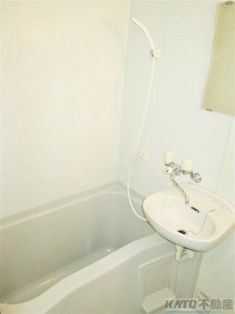 バス・シャワールーム　バス
