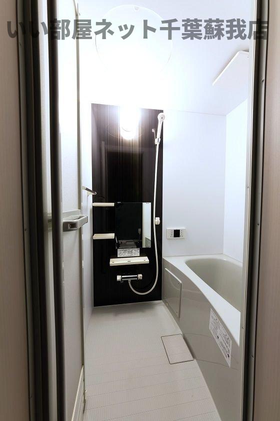 バス・シャワールーム　お風呂で日々の疲れを落としましょう