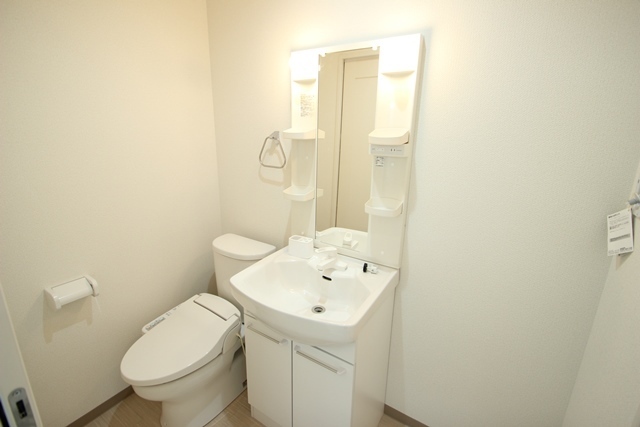 洗面設備　同物件別室です