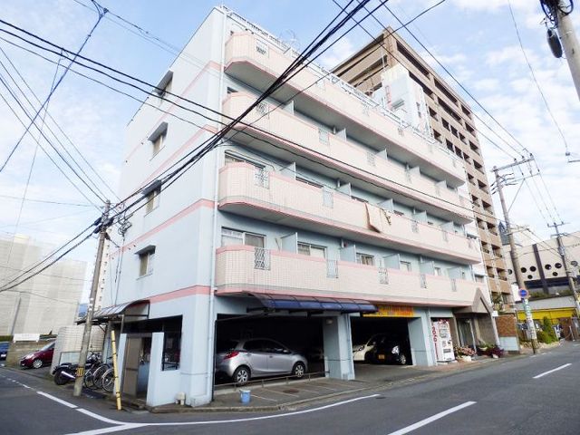 建物外観　高速インターネット無料物件です♪