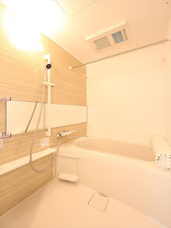 バス・シャワールーム　バスルーム