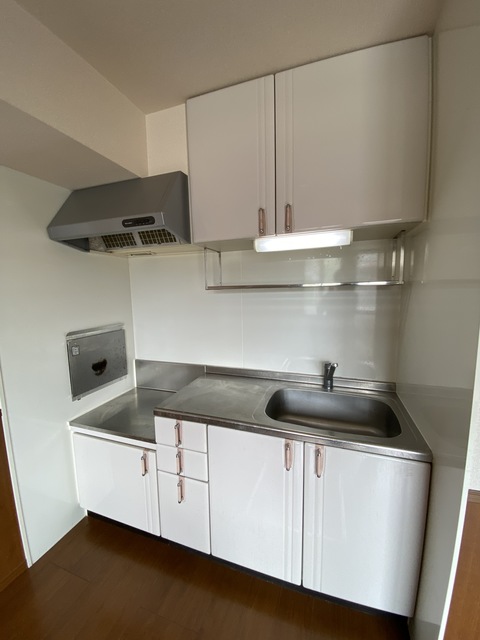 キッチン　自炊も頑張りましょう。