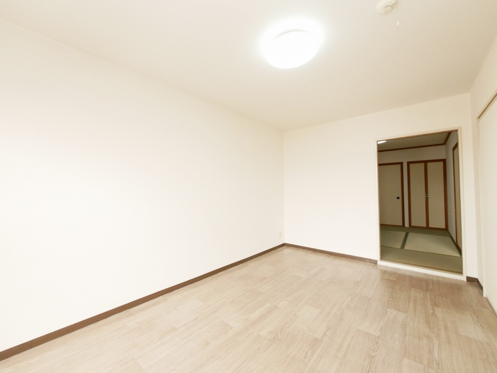 その他部屋・スペース　落ち着いた雰囲気の内装です♪