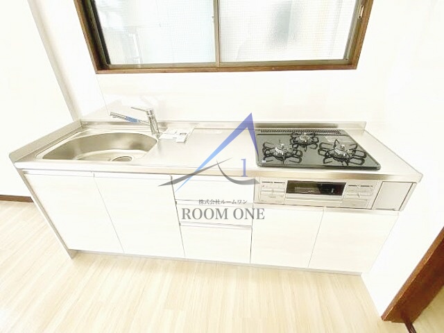 キッチン　キッチンです。