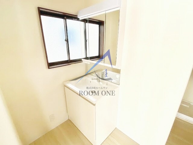 洗面設備　洗面台です。