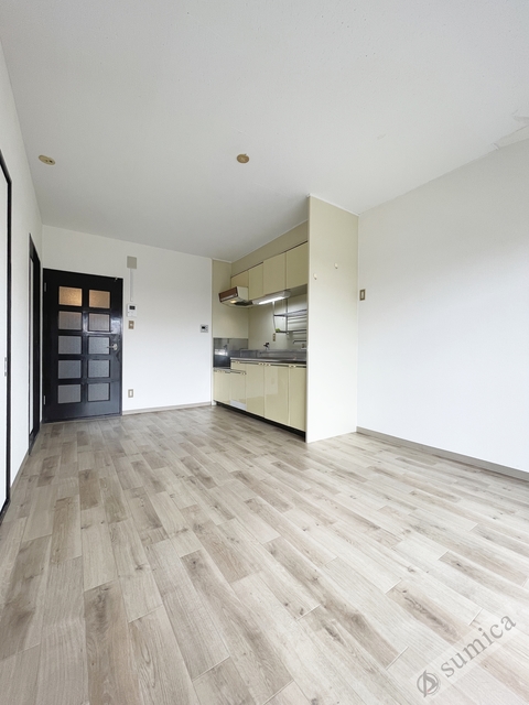 居室・リビング　ネットは無料で利用可能です♪♪