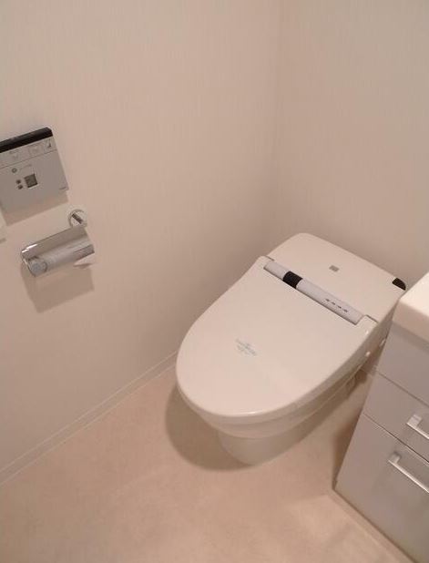 トイレ　落ち着いたトイレです