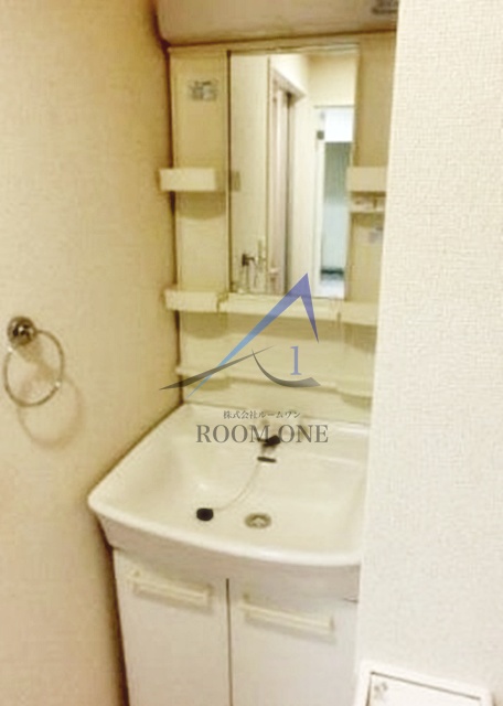 洗面設備　洗面台です。