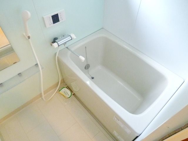 バス・シャワールーム　お部屋探しは株式会社　タウンハウジング　までお気軽にお問合…