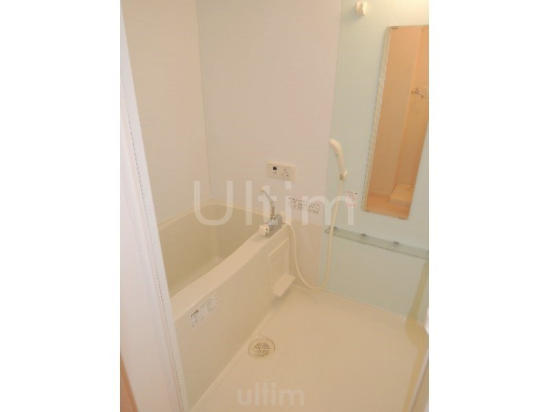 バス・シャワールーム　※別のお部屋のお写真です。御参考までに。