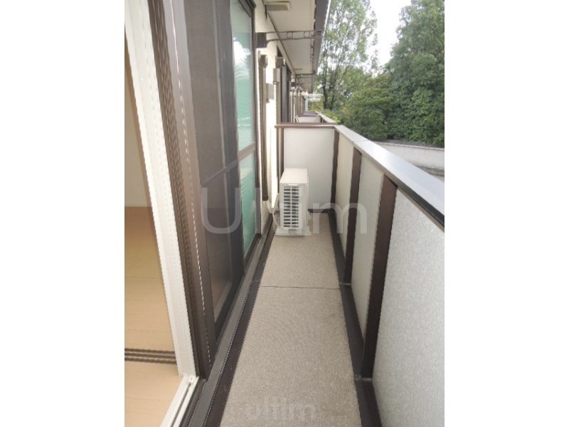 バルコニー　※別のお部屋のお写真です。御参考までに。