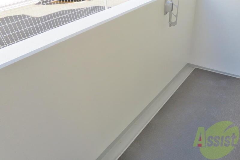 バルコニー　バルコニーは洗濯物がしっかり干せそうな広さが有ります。