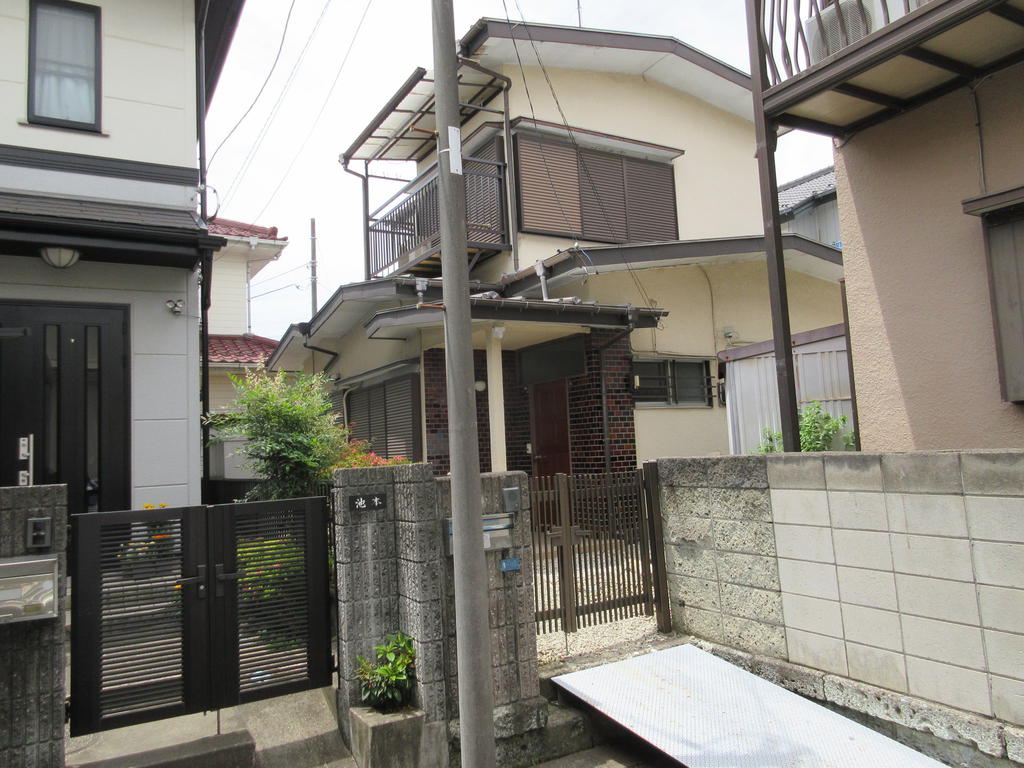 建物外観　住環境良好です！