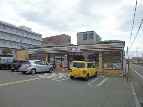 コンビニ　セブンイレブン 明石田町2丁目店（コンビニ）まで194m