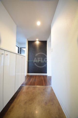 玄関　CITY SPIRE難波WESTII　玄関