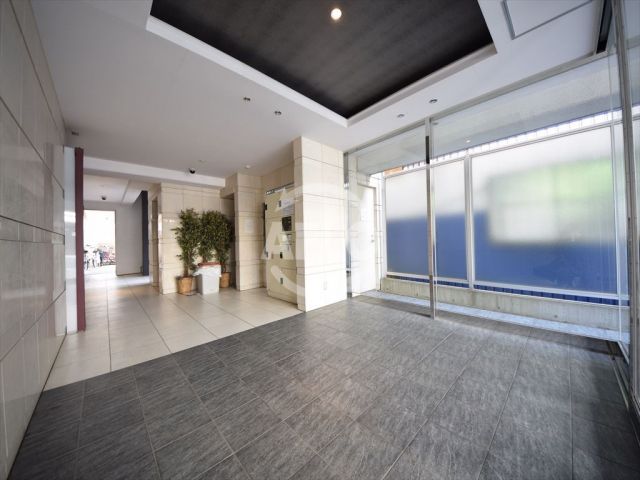 ロビー　CITY SPIRE難波WESTII　ロビー