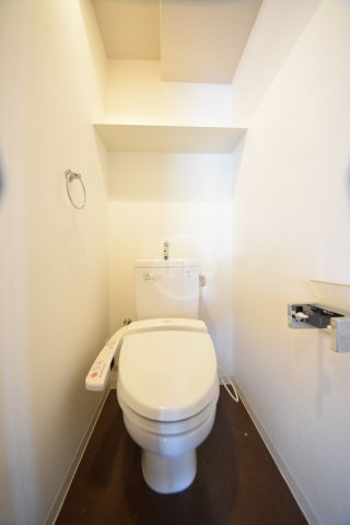 トイレ　CITY SPIRE難波WESTII　温水洗浄便座