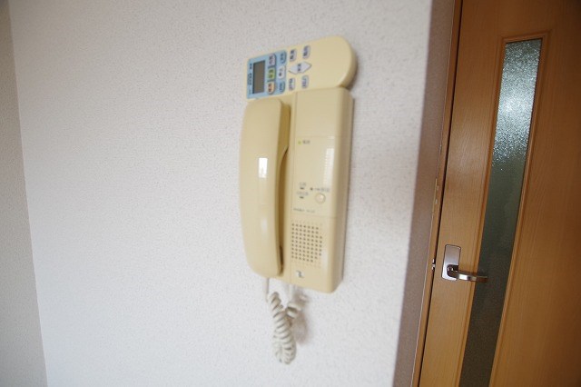 セキュリティ　※402号室の写真となります。