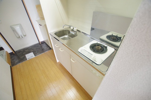 キッチン　※402号室の写真となります。