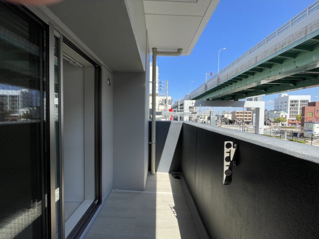 バルコニー　※別室の参考写真の為、現況優先です。