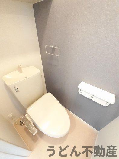 トイレ　うどん県のお部屋探しはうどん不動産へ うどんちゃんとLINE