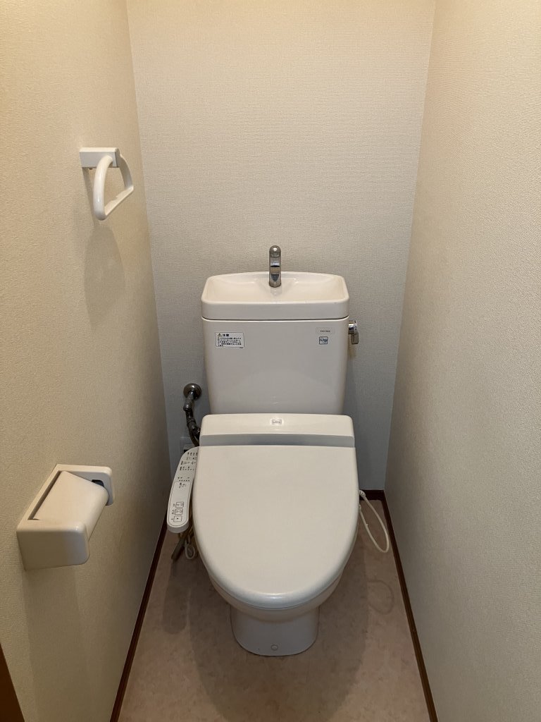 トイレ　ウォシュレット付トイレ