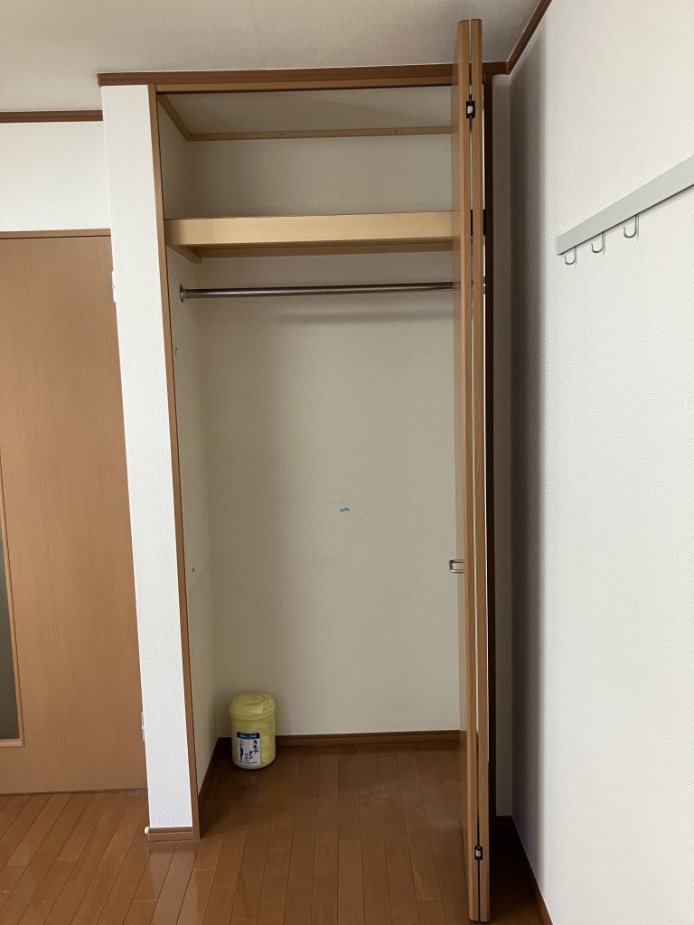 収納　クローゼット付
