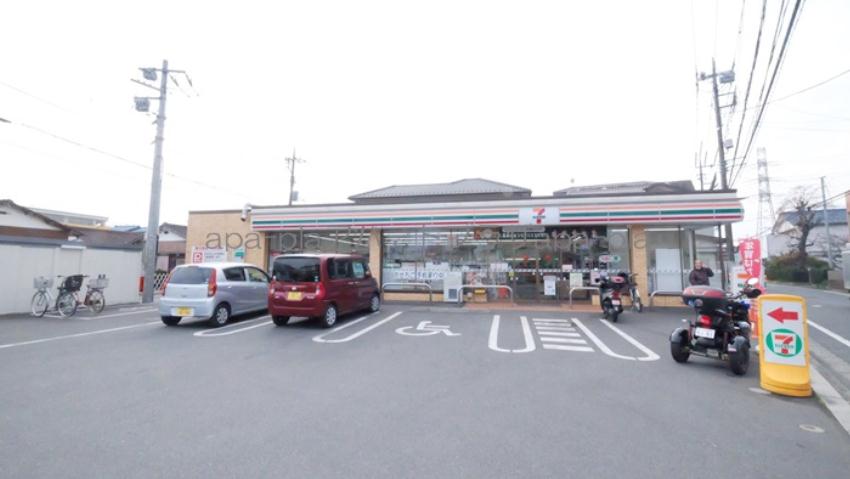 コンビニ　セブンイレブン川越寿町1丁目店（コンビニ）まで221m