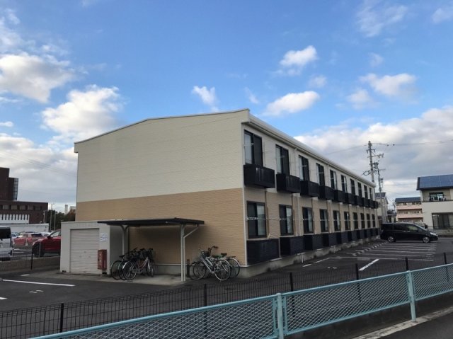 建物外観　2023年11月に外壁塗装いたしました。