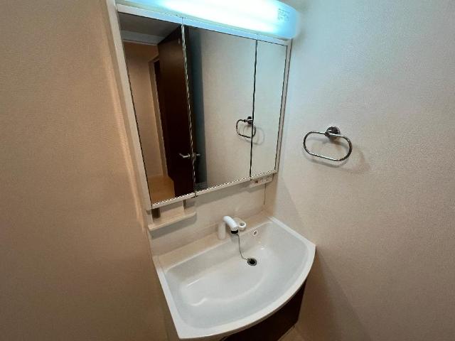 洗面設備　洗髪洗面化粧台