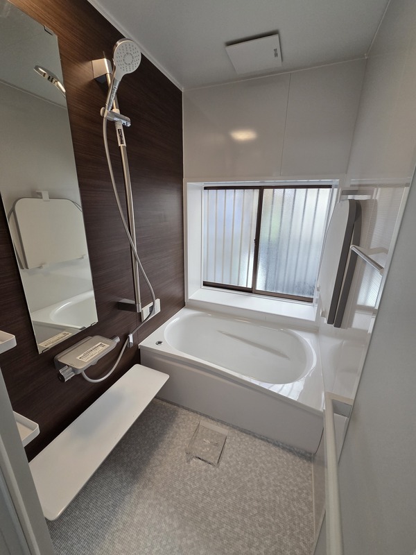 バス・シャワールーム　水周り新規交換！