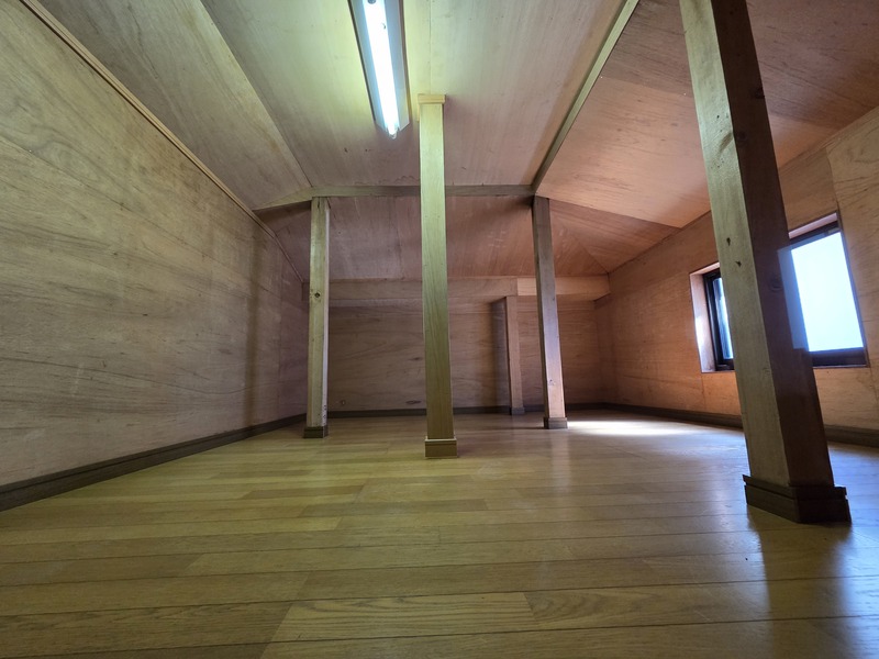 収納　憧れの屋根裏収納です！