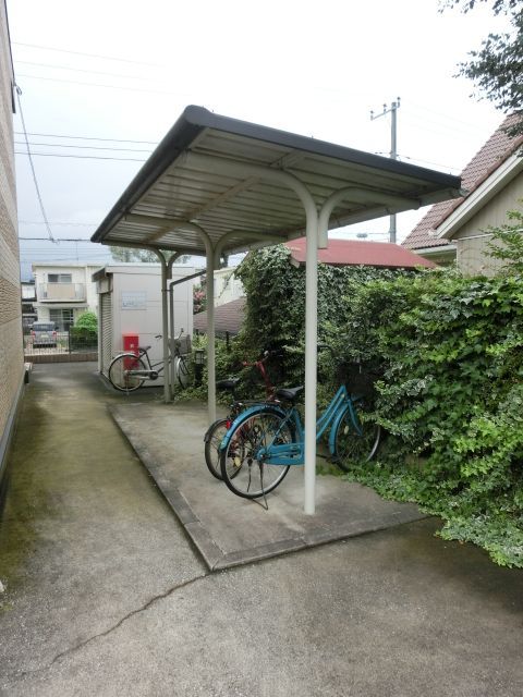 その他共有部分　敷地内駐輪場付き