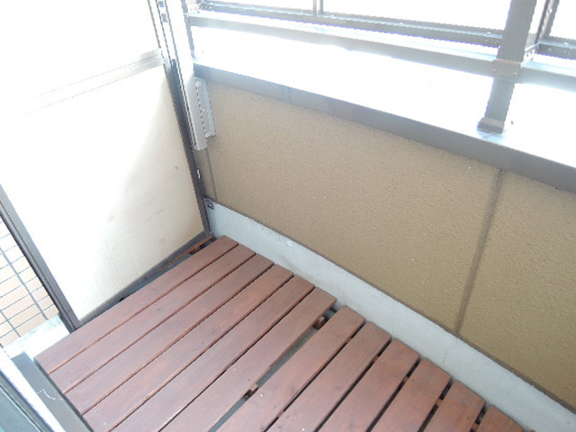 バルコニー　明るく日当たりも良いバルコニーです