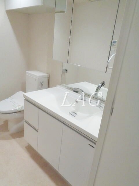 洗面設備　洗面台です。