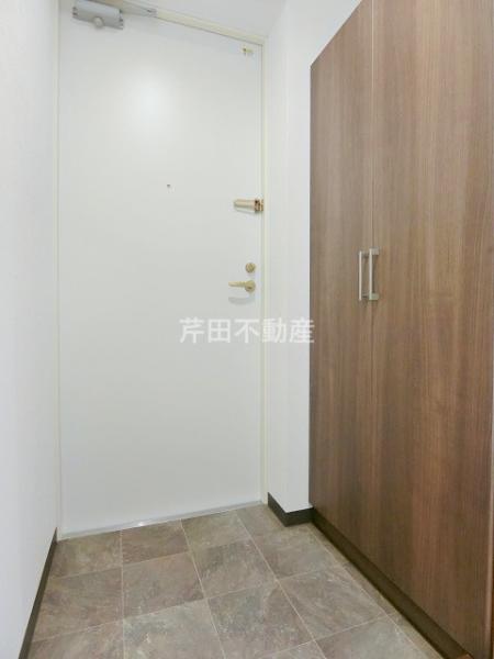 玄関　写真は別のお部屋のイメージです　現況優先