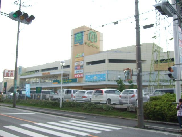 スーパー　マミーマート所沢山口店（スーパー）まで700m