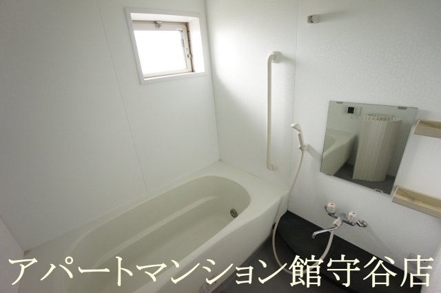 バス・シャワールーム　反転です